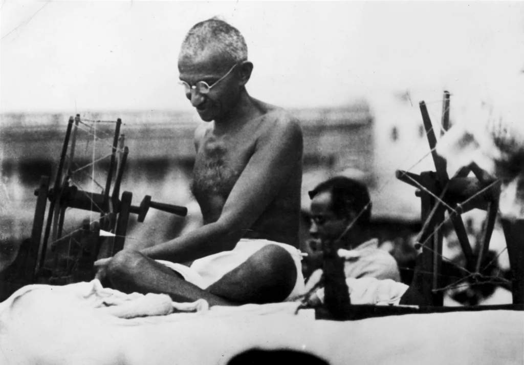 essay on gandhiji in tamil